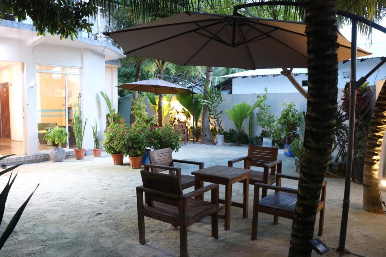 Palm Residence Rasdhoo Exterior photo